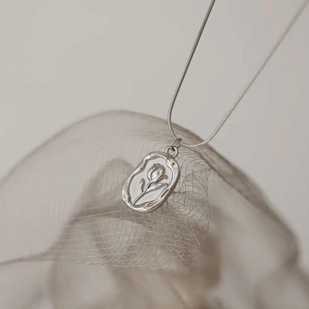 Tulip Rose Pendant Necklace