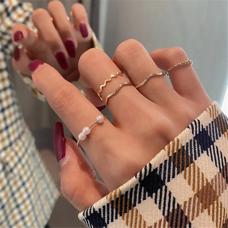Crystal Glow Gold Ring