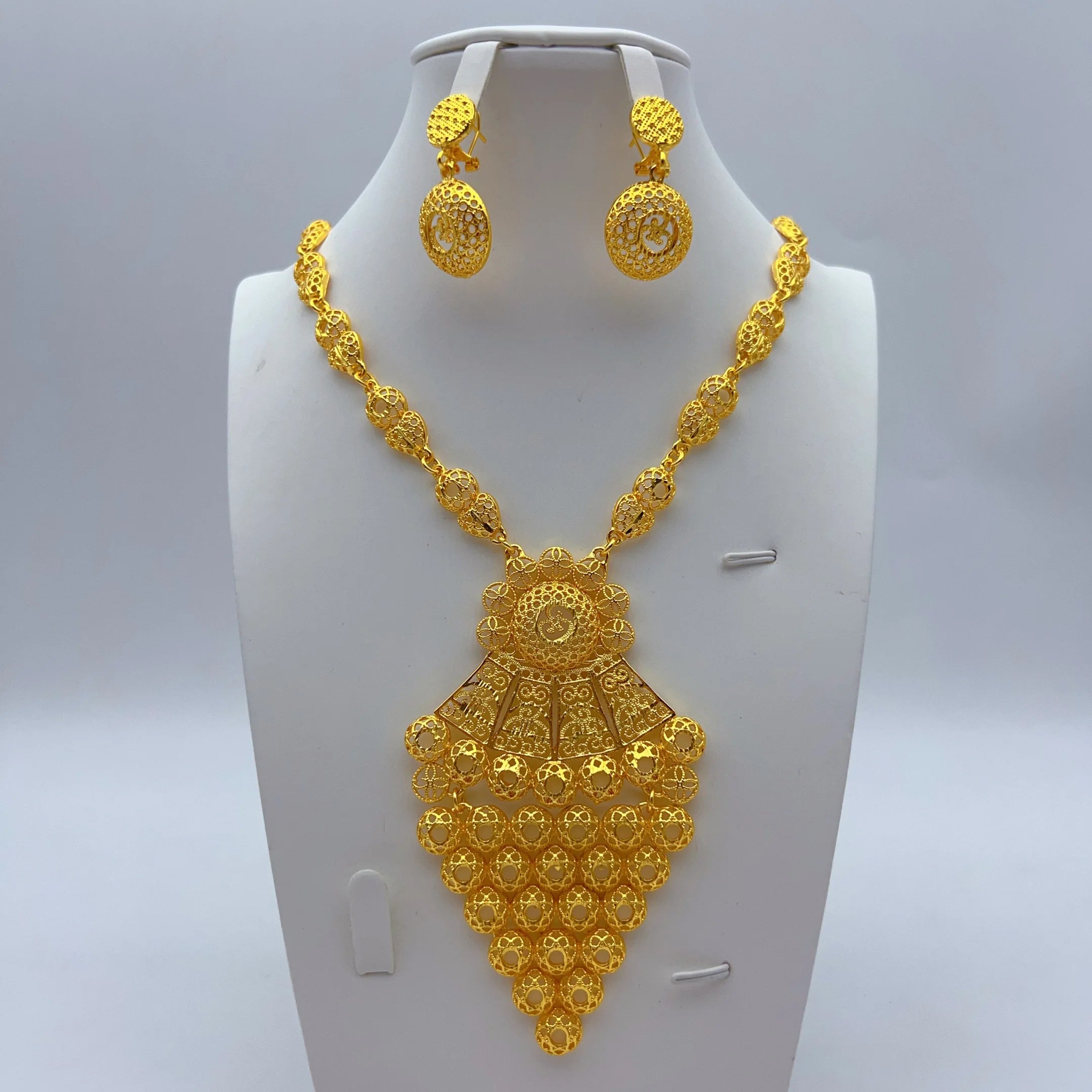 Dubai Luxe Tassel Necklace Set