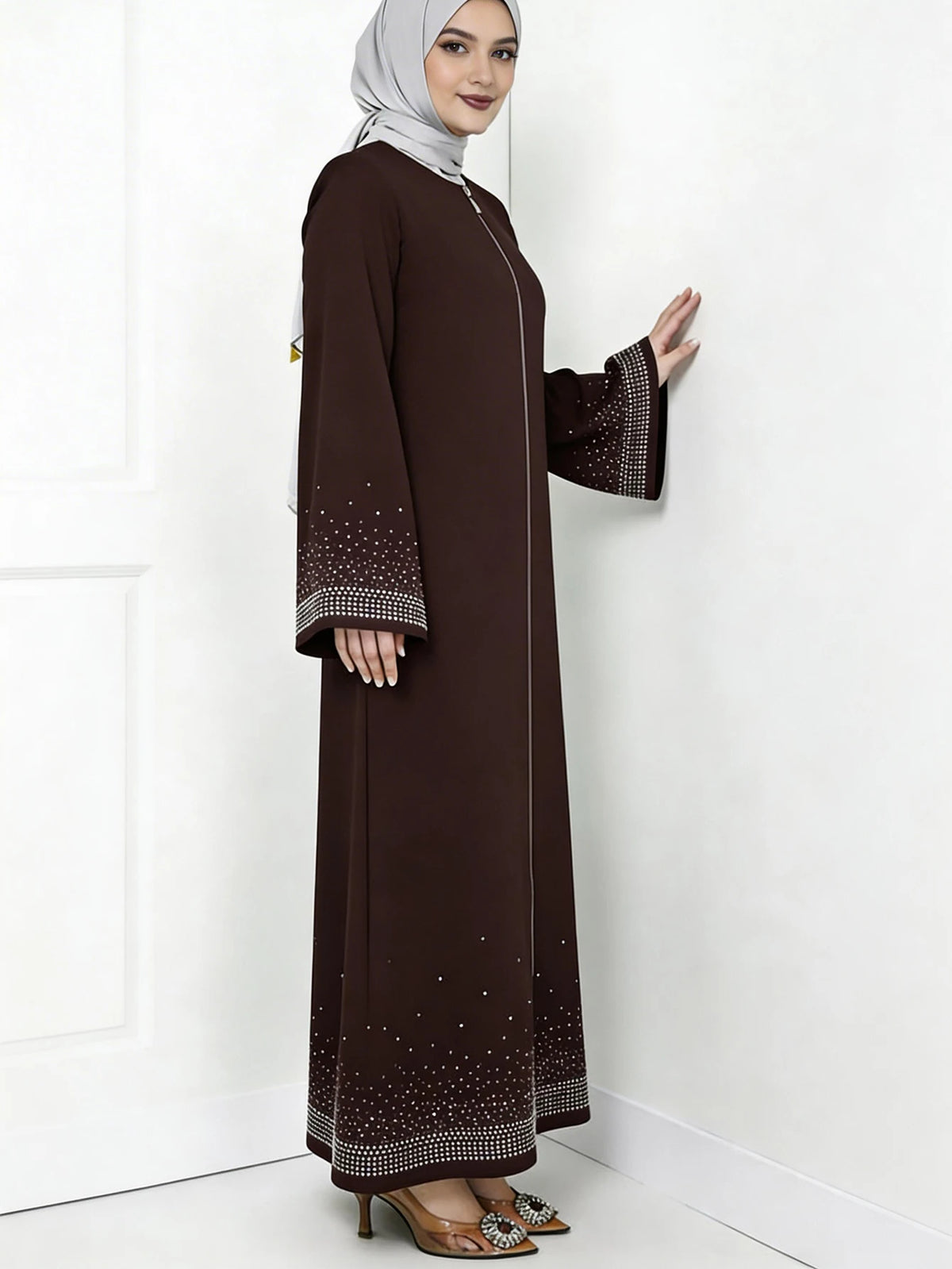 Classic Zip Abaya – Elegant Full-Opening Women's Abaya