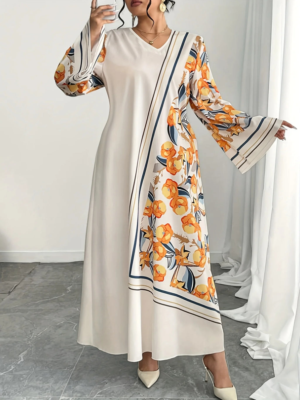 Plus Size Ethnic Print V-Neck Long Sleeve Gown