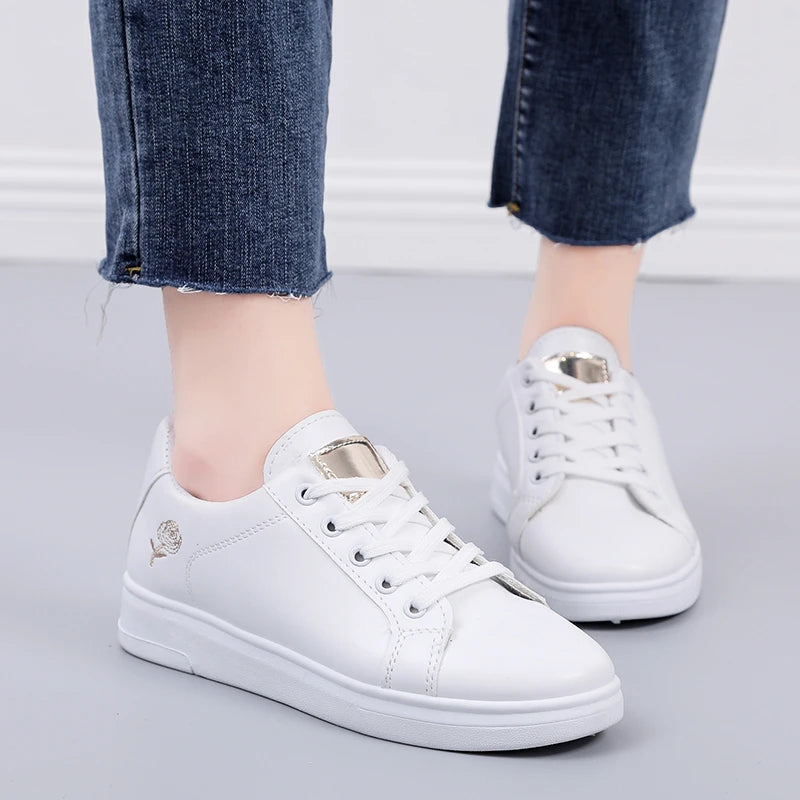 Women's Lace-Up Ankle Boots – Elegant Low Heel PU Boots