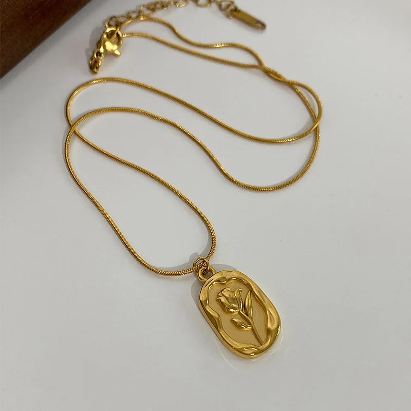 Tulip Rose Pendant Necklace