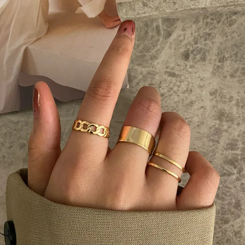Crystal Glow Gold Ring