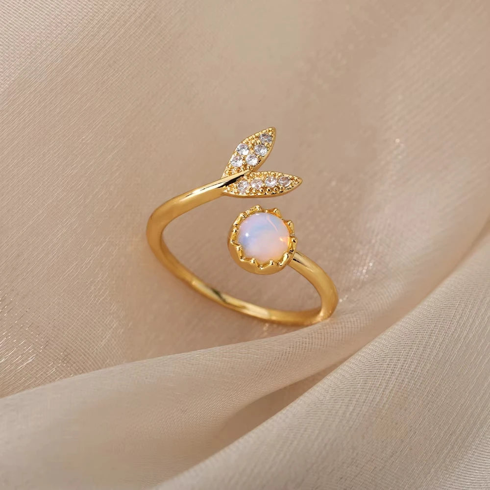 Luxe Geometric Zircon Ring