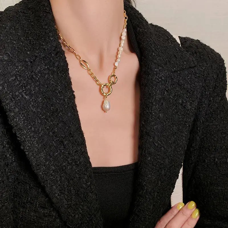 Pearl Lock Necklace