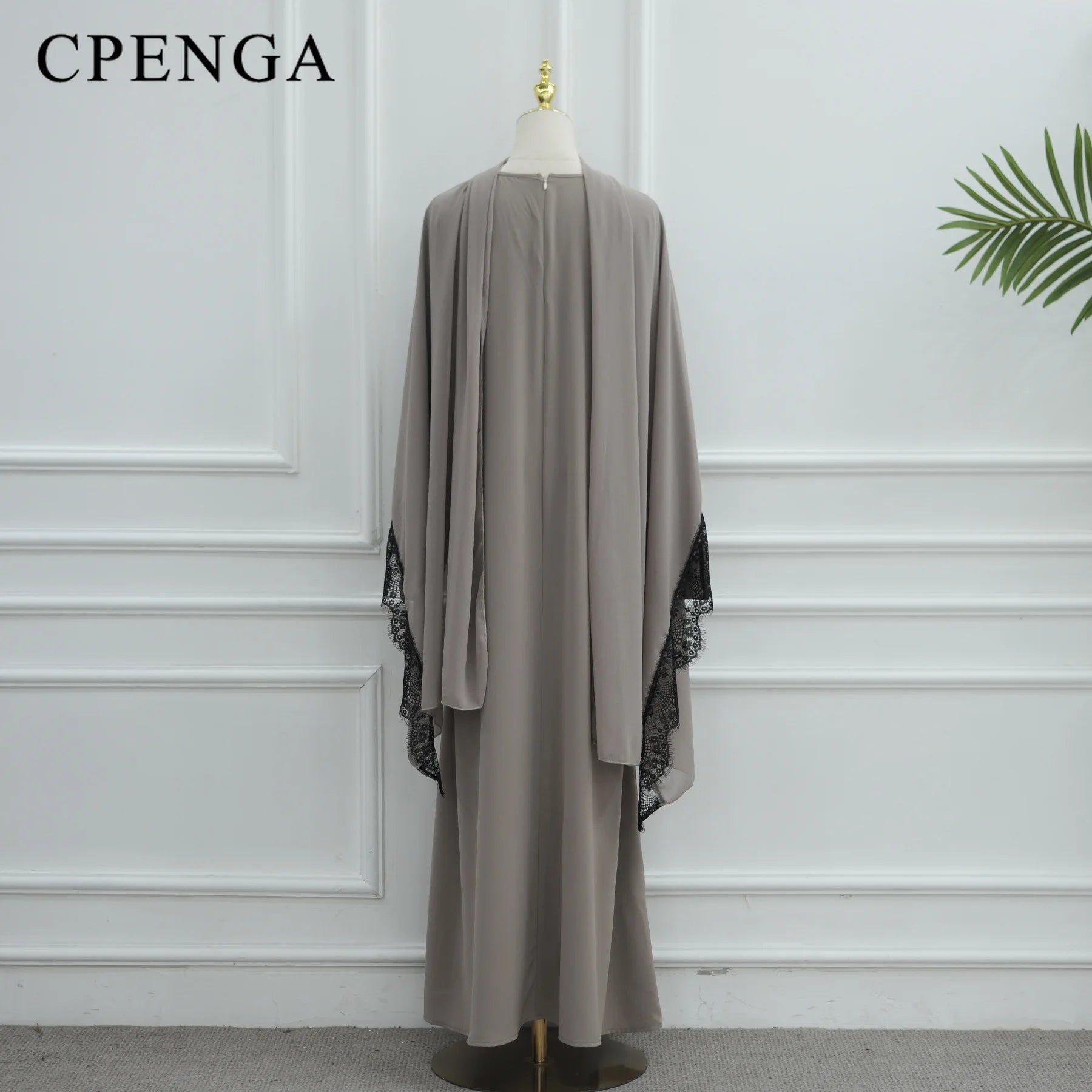 Two-Piece Luxury Lace Dubai Abaya Set