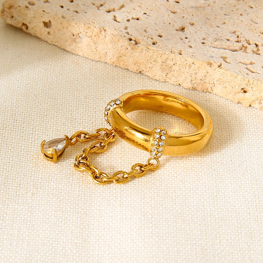 Luxe Zircon Cocktail Ring