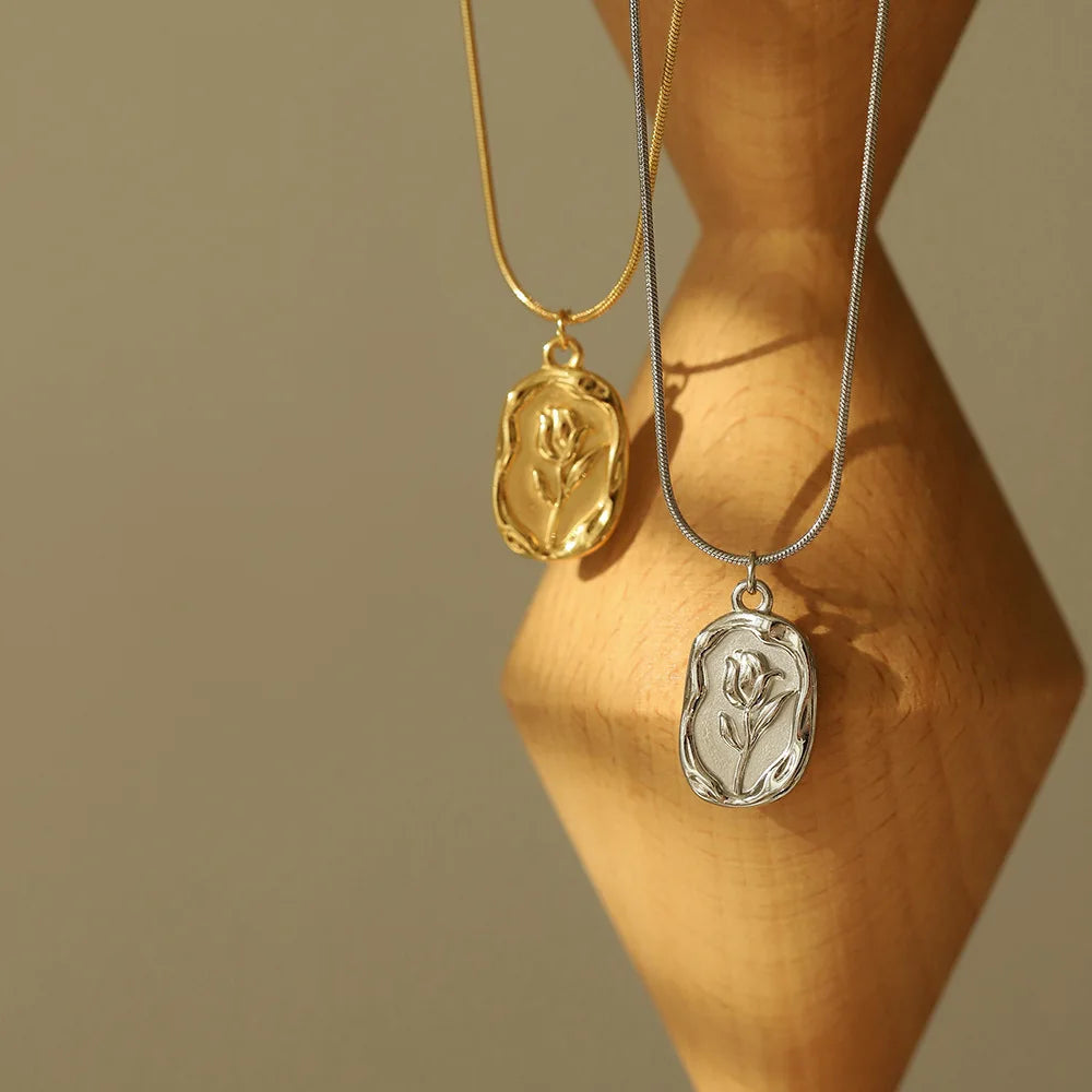 Tulip Rose Pendant Necklace