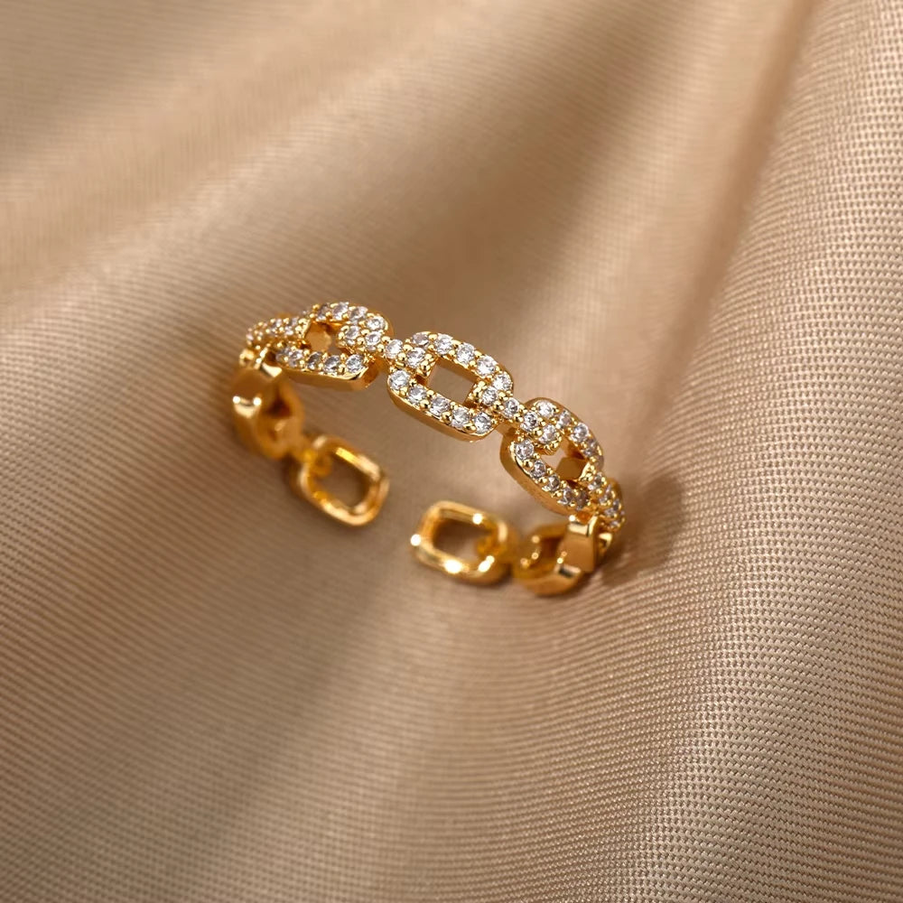 Golden Chain Zircon Ring