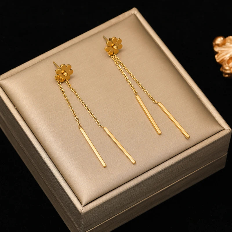 Gold Flower Stainless Steel Necklace & Bracelet Set