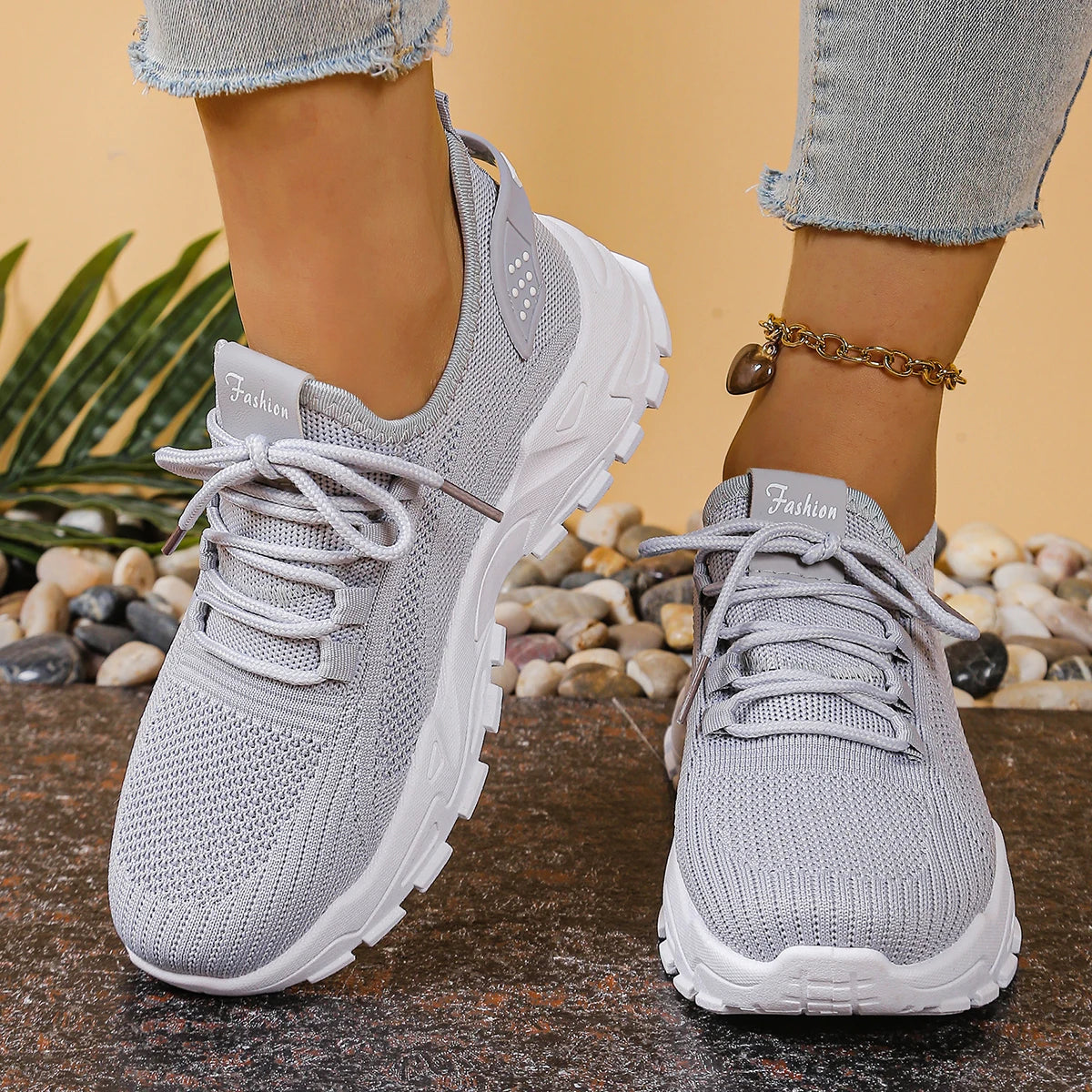 Women's Lace-Up Shoes – Elegant Low-Profile Casual Footwear