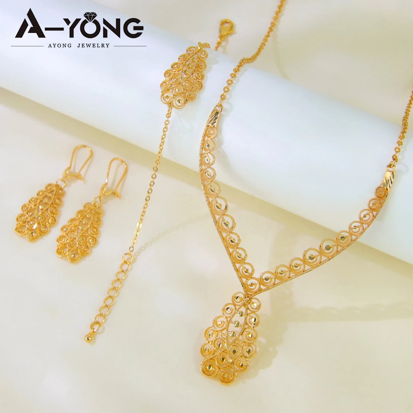 Dubai Wedding Gold Necklace Bracelet & Earrings Set