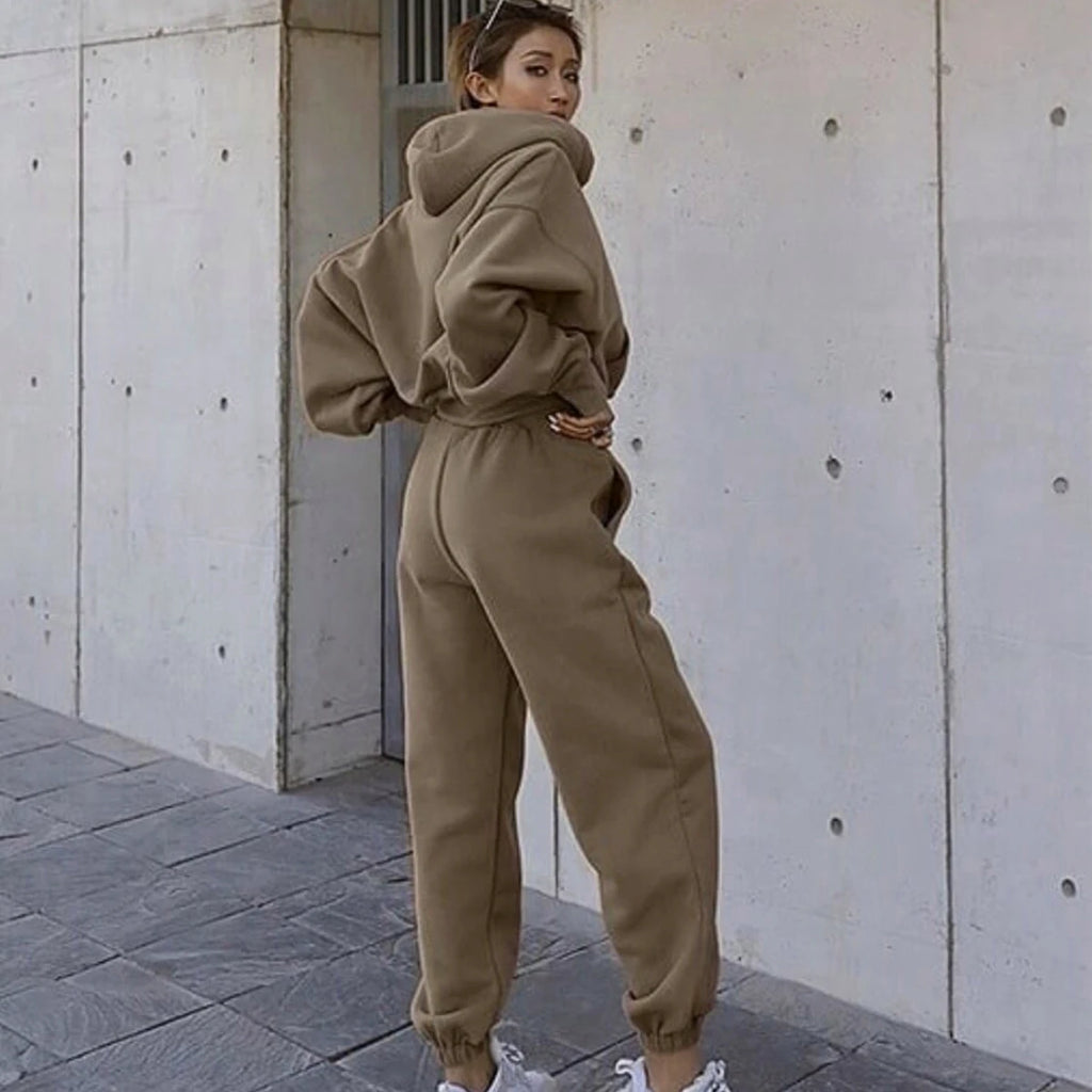 Elegant Knit Suit Set for Women | Veloura Design