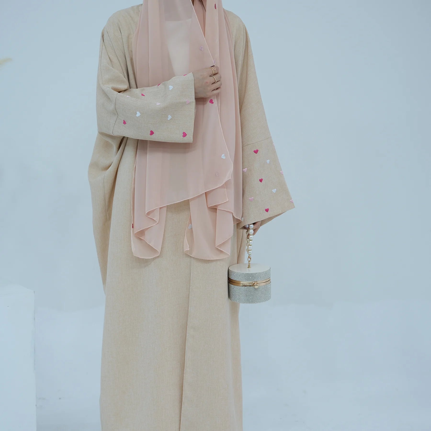 Heart Embroidery Batwing Sleeve Linen Kimono Abaya