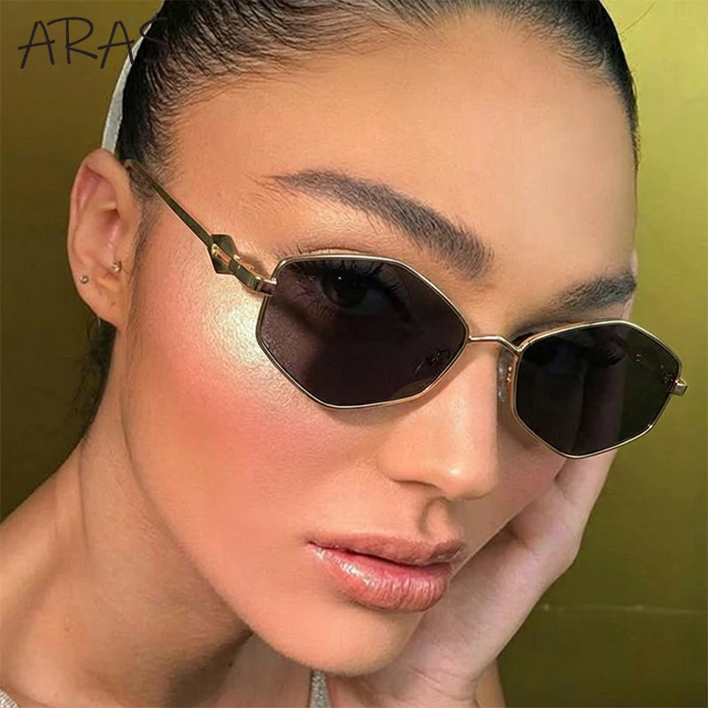 New Vintage Fashion Hexagon Sunglasses Women 2026 Luxury Brand Sexy Punk Rhombus Sun Glasses For Lady Metal Frame Eyewear Shades