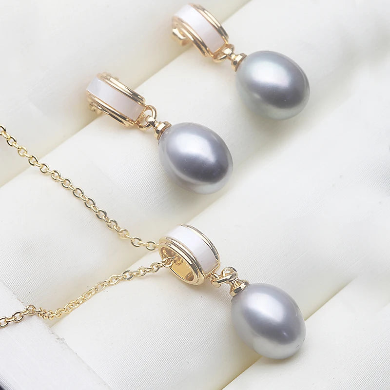 Freshwater Pearl Necklace & Earrings Set