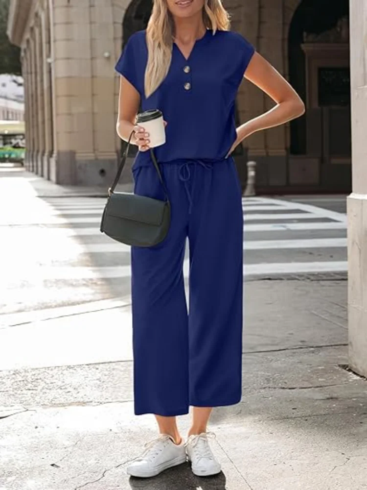 V-Neck T-Shirt & Wide Leg Capri Pants Set