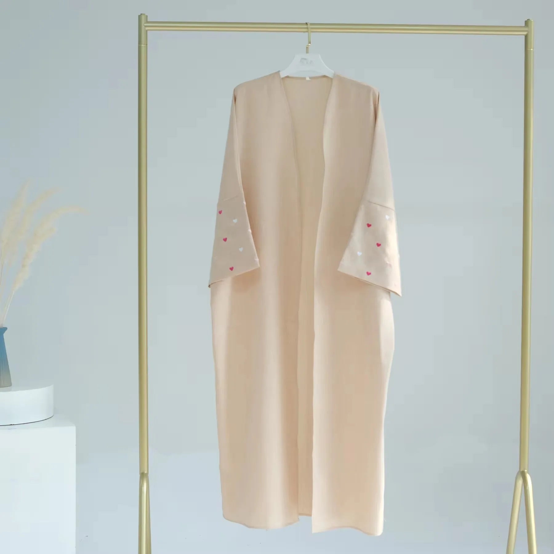 Heart Embroidery Batwing Sleeve Linen Kimono Abaya