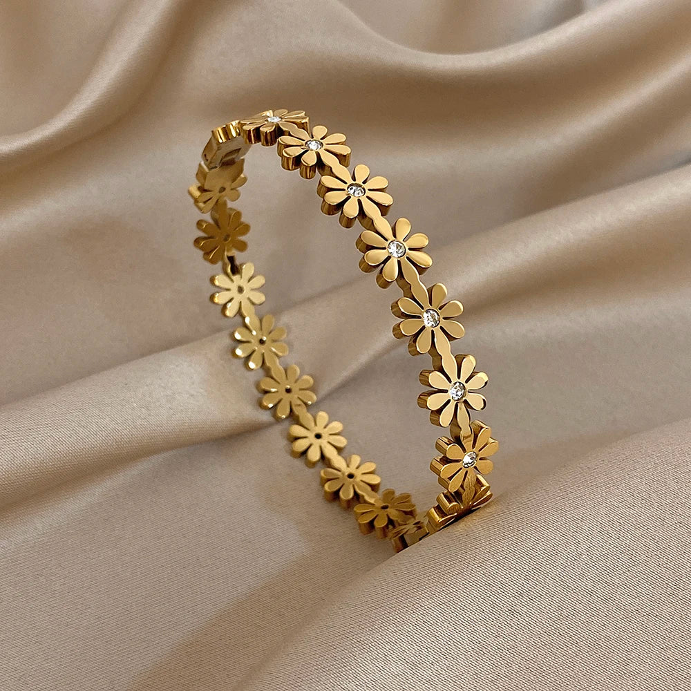 Luxe Heart Cuff Bracelet
