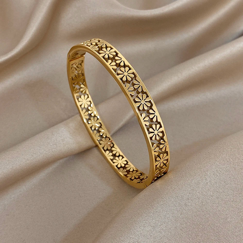 Luxe Heart Cuff Bracelet