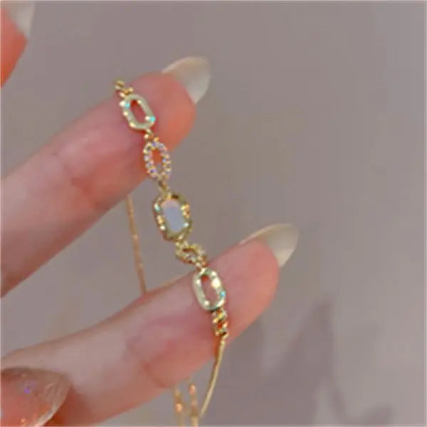 Heart Link Charm Bracelet