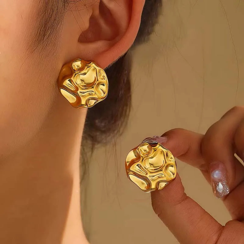 Luxe Shine Stud Earrings