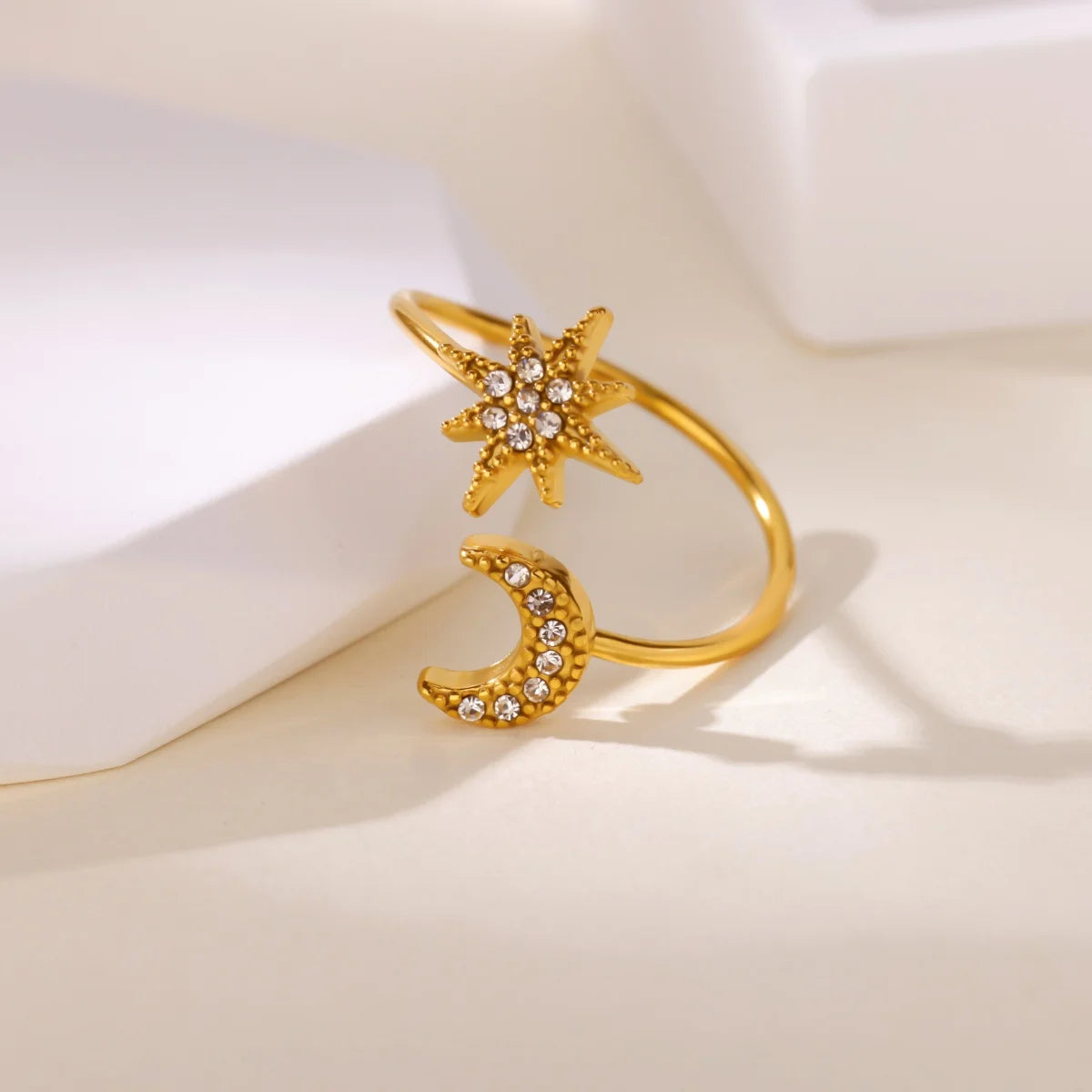 Luxe Geometric Zircon Ring