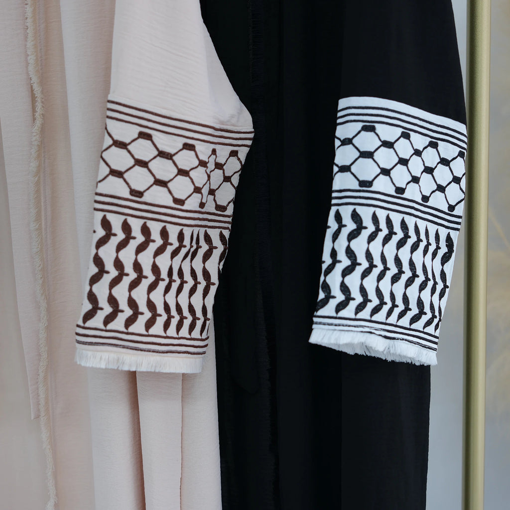 Crepe Kefiyyeh Embroidery Tassel Abaya