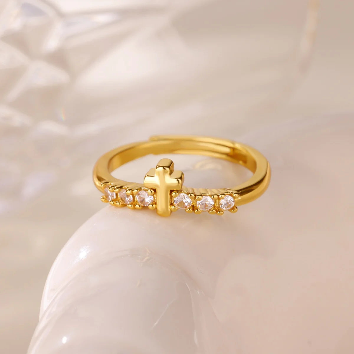 Stainless Steel Cross Flower Heart Ring 18K Gold-plated Anti Fading Rings Women Wedding Golden Jewelry Vacation Accessories Gift